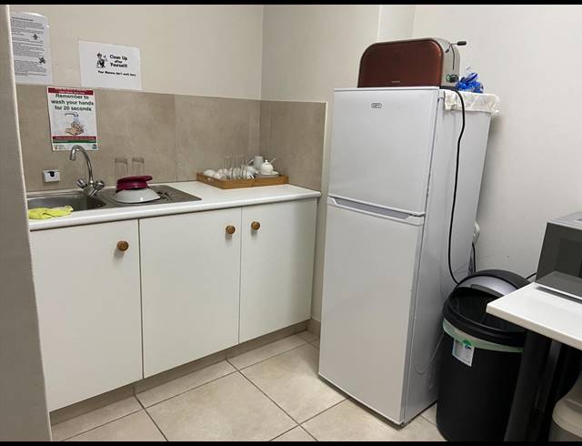 128M² OFFICE FOR SALE IN WESTLAKE